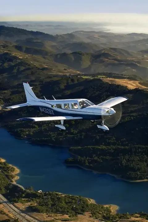 Piper Cherokee Arrow complex trainer used for commercial pilot training